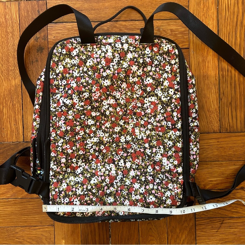 Nike Tanjun Backpack Black Floral Expandable with Laptop Sleeve Urban Outfitters - Picture 3 of 8